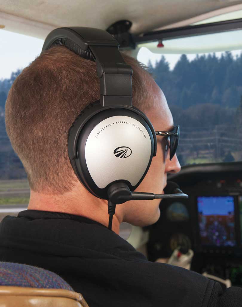 Lightspeed® Sierra Wireless ANR Aviation Headset
